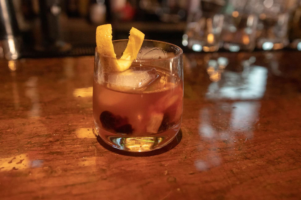 a bourbon old fashioned